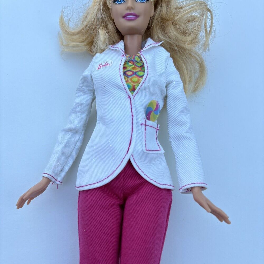 2009 I Can Be Series Kid Doctor Barbie Mattel Career Pediatrician Medicine - Picture 4 of 7